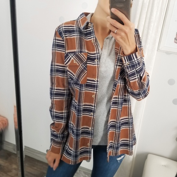 catlg Tops - Last 1️⃣ Cognac and Navy Spring Plaid Button Down Top Pocket Top